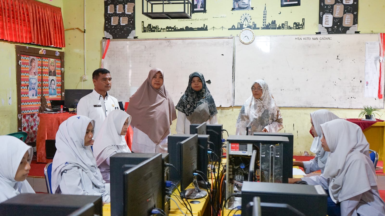 Foto pantauan kepala madrasah saat ABM berlangsung